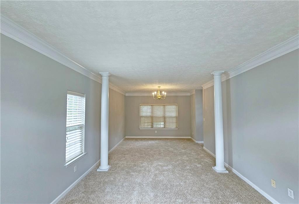 6122 HOWELL Ridge