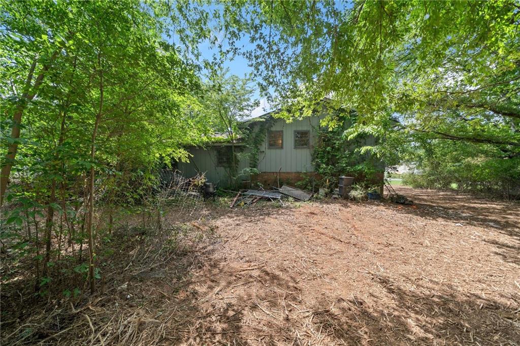 302 Cardinal Drive, Woodstock, Georgia image 11