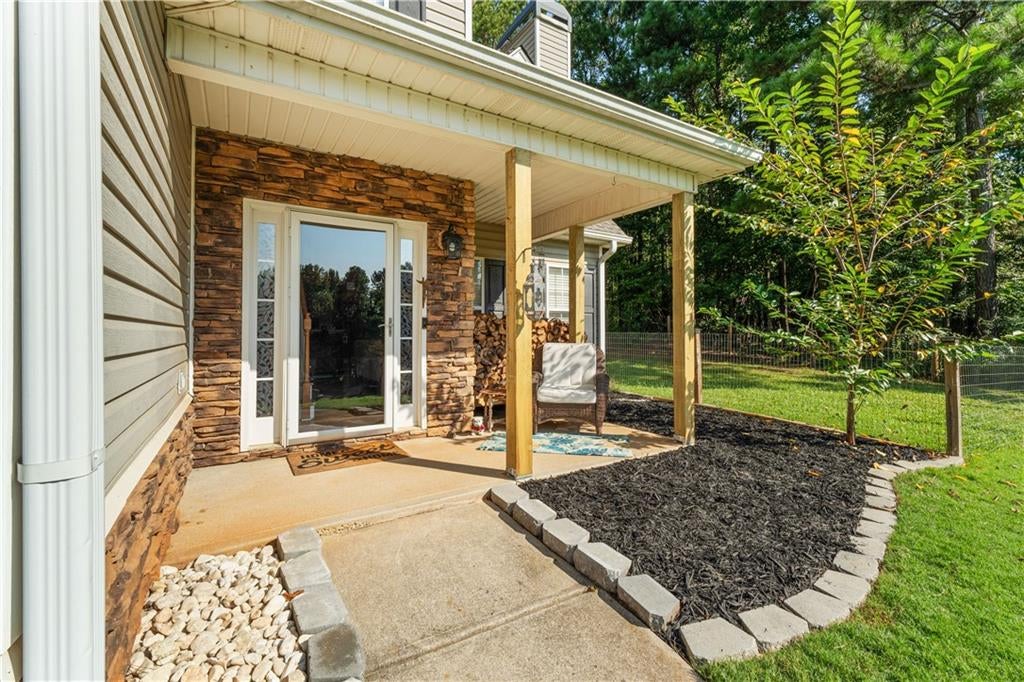 117 Walkers Pond Drive