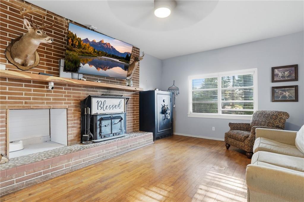 16 Martin Road SW