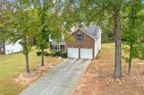 A home in Fairburn