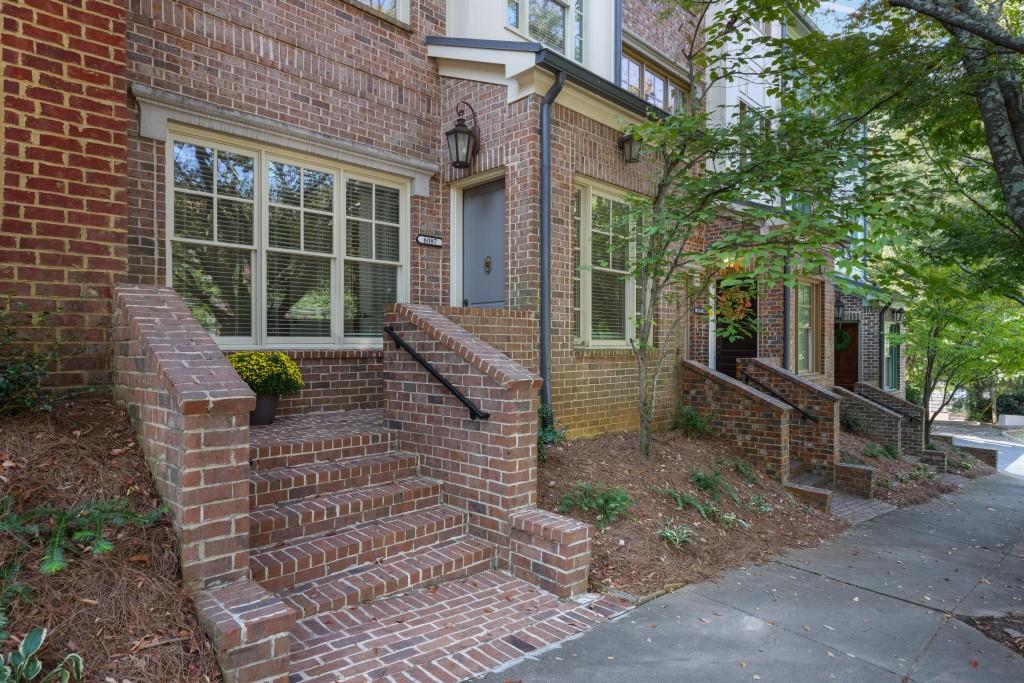 6087 City Walk Lane