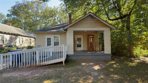 1929 TROTTI Street NE Atlanta GA 30317
