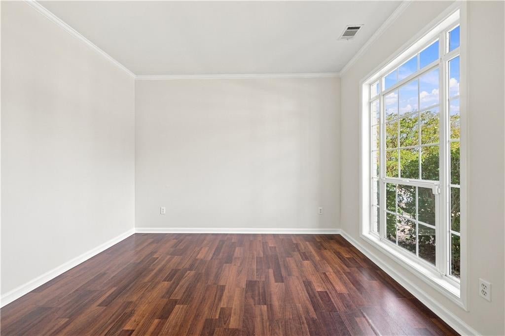 443 Leggett Oaks Lane