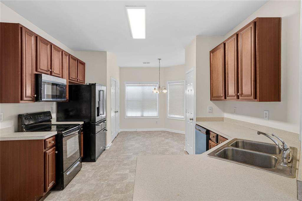 2555 Flat Shoals Road 1501