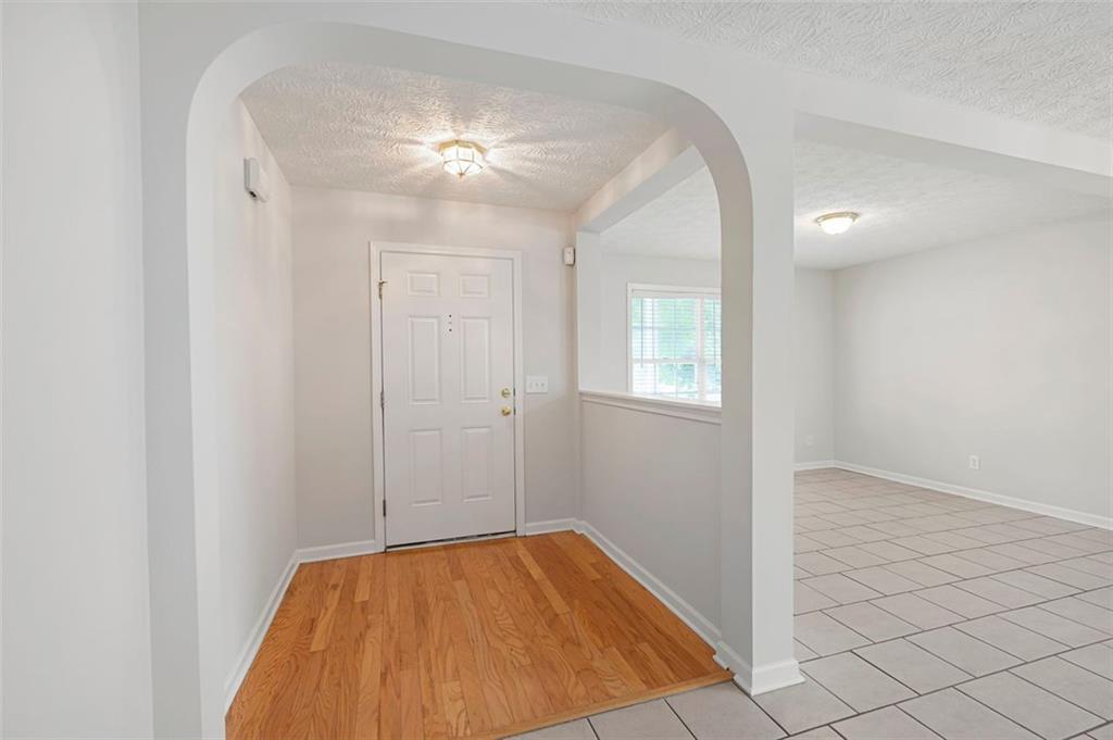 1081 Ashby Grove, Atlanta, Georgia image 3