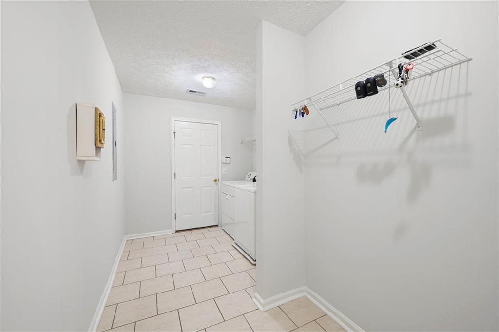 1081 Ashby Grove, Atlanta, Georgia image 22