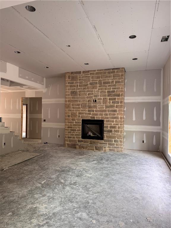 140 Cambridge Court, Calhoun, Georgia image 3