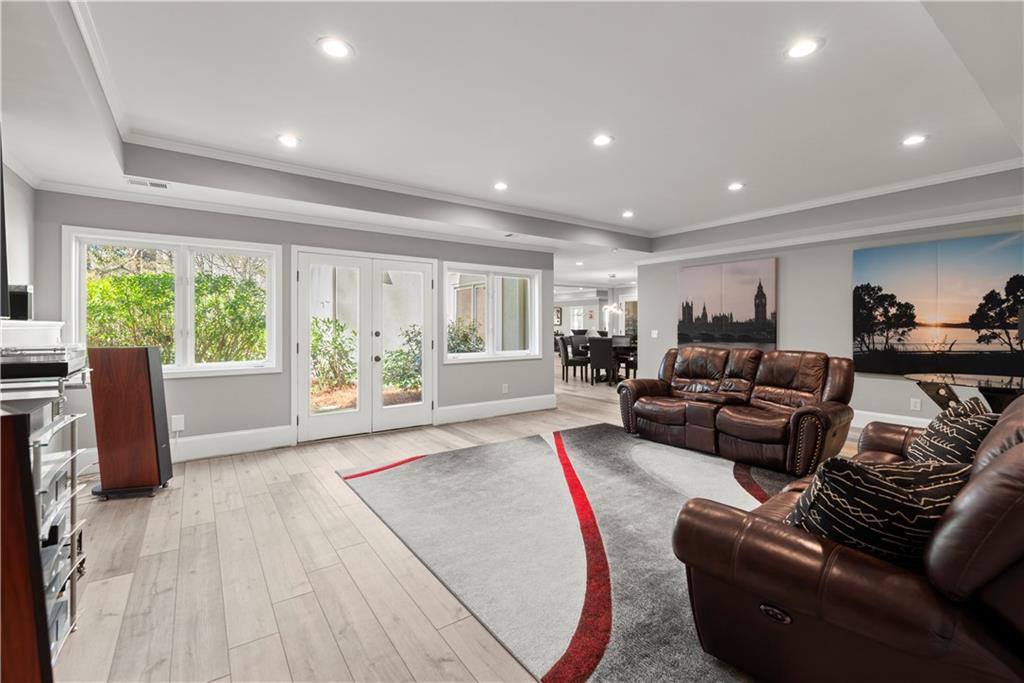 Atlanta Country Club - Residential