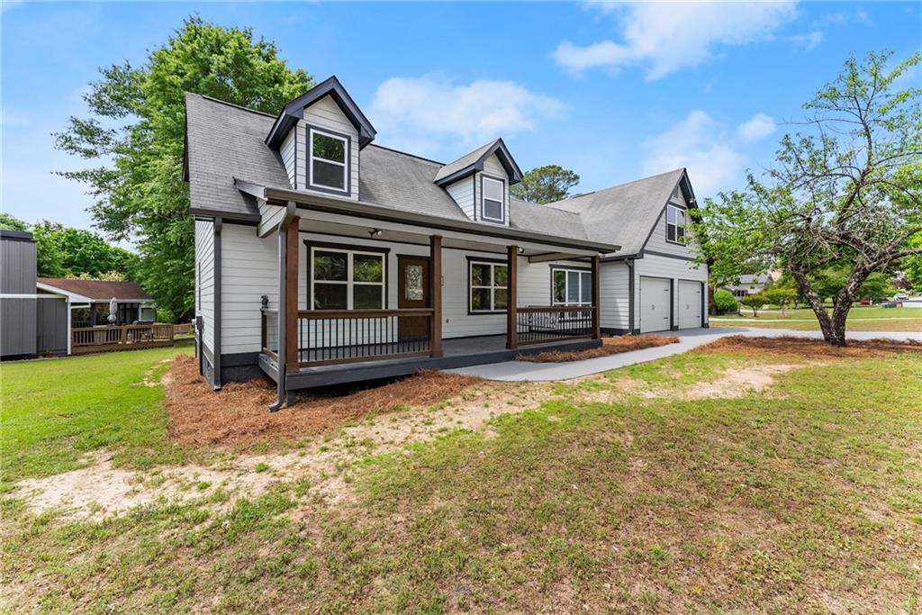2979 Overwood Lane, Snellville, Georgia image 3