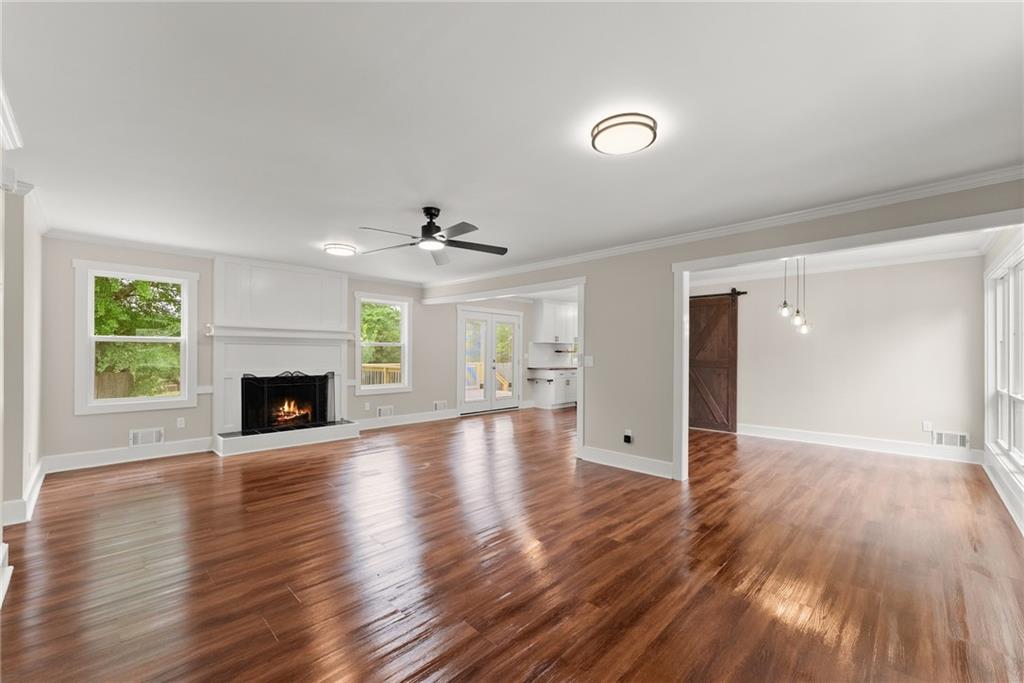 2979 Overwood Lane, Snellville, Georgia image 9