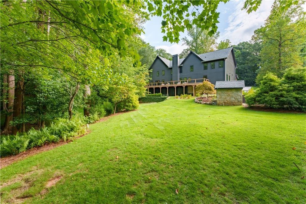 5666 Long Island Drive NW