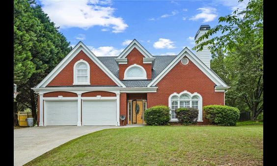 Homes For Sale - 4505 Lakefield Bend<br/> Berkeley Lake, GA 30096