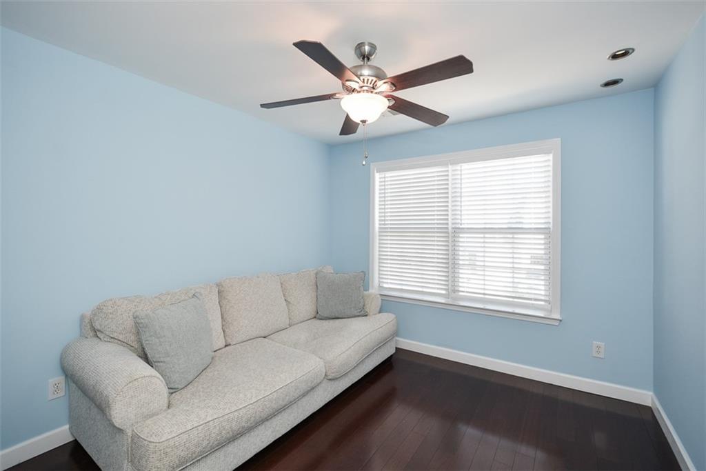 Windward Pointe - Residential