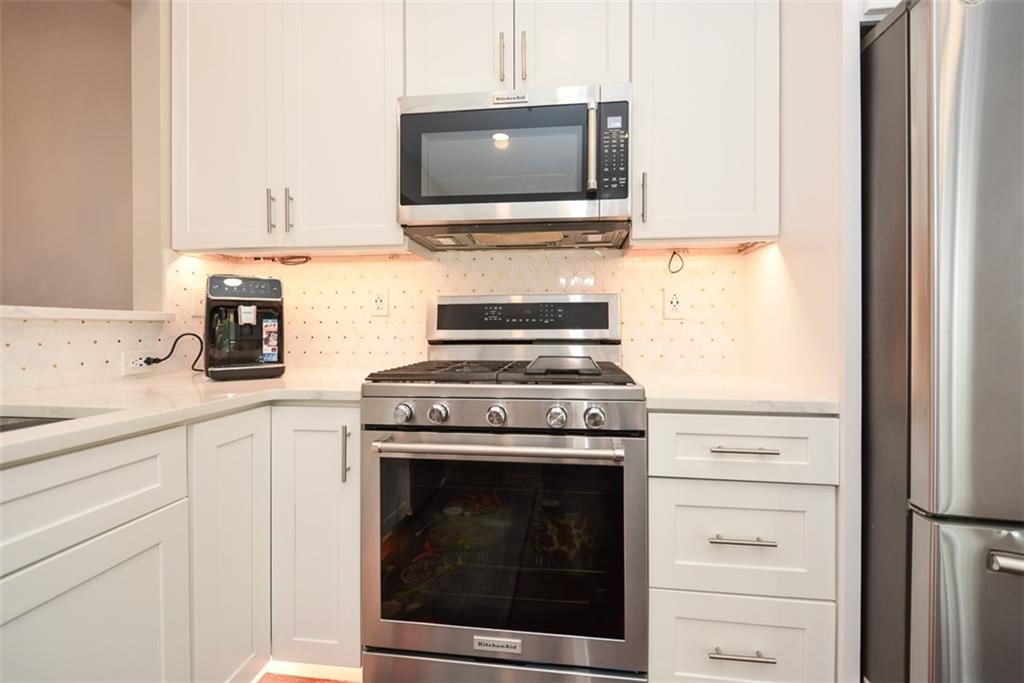 Windward Pointe - Residential