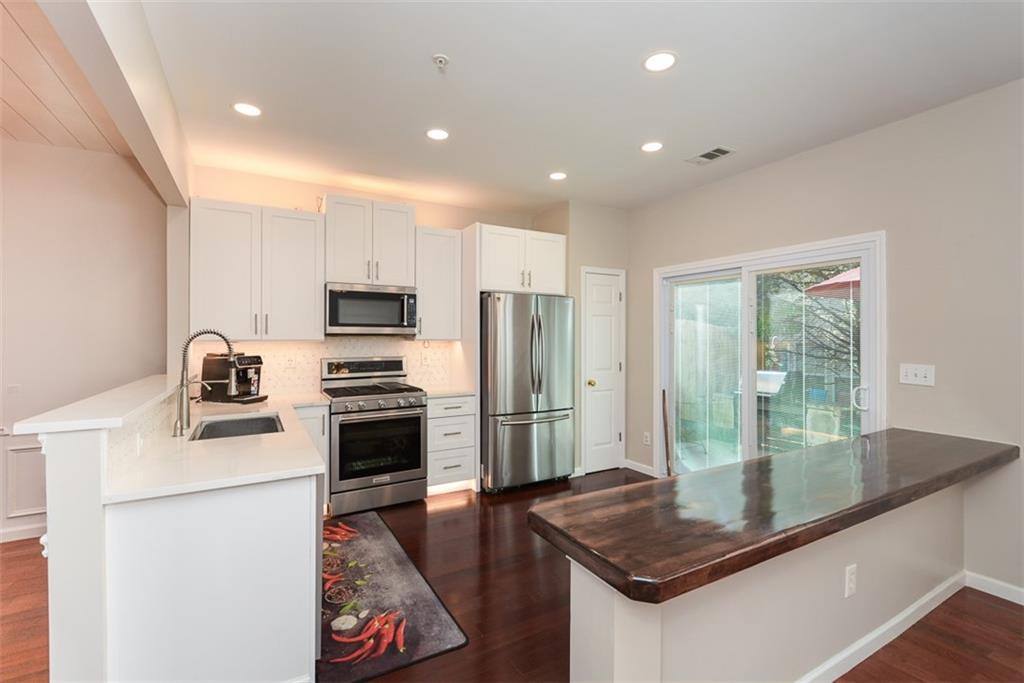 Windward Pointe - Residential