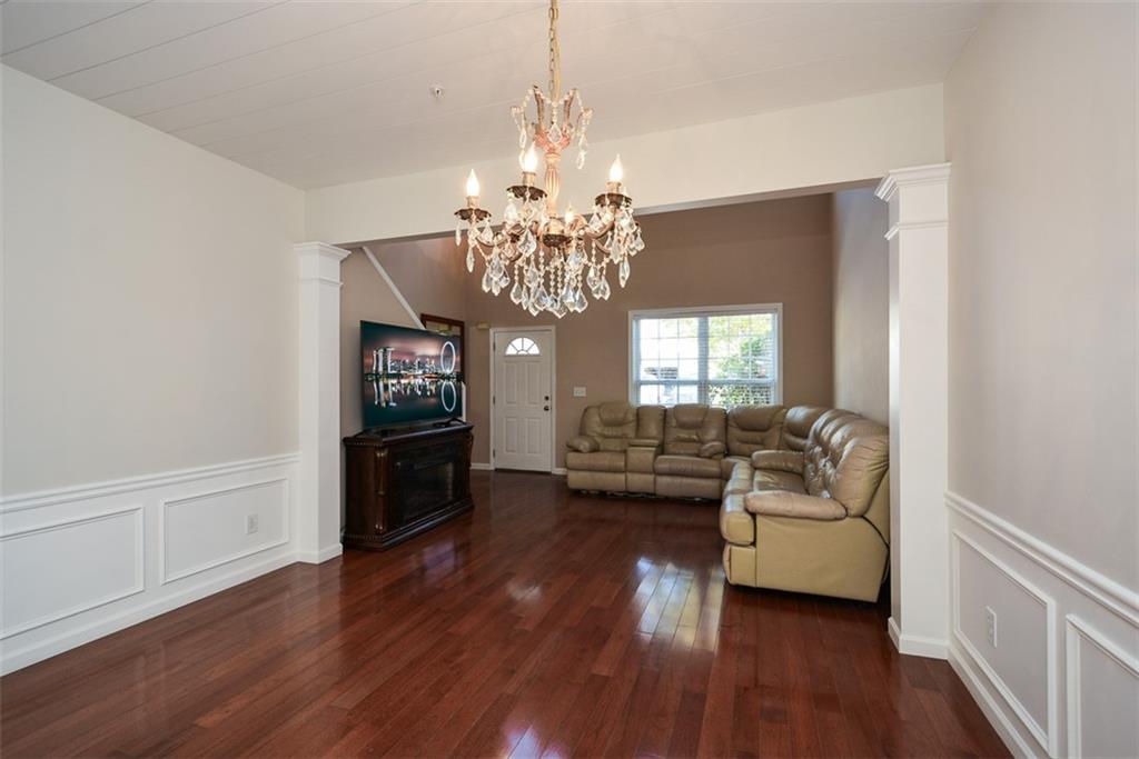 Windward Pointe - Residential