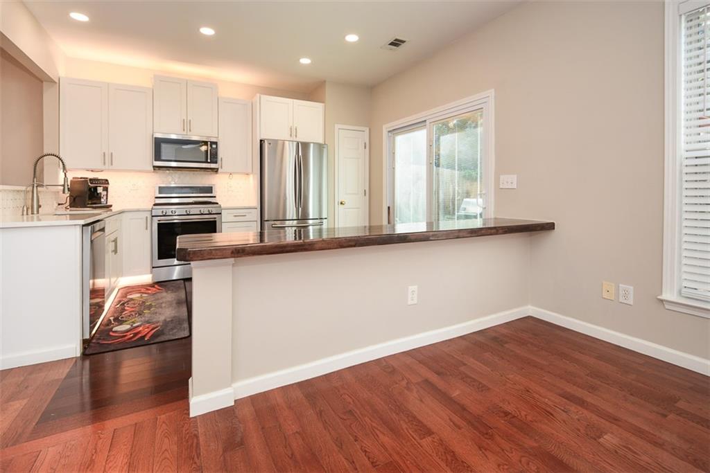 Windward Pointe - Residential