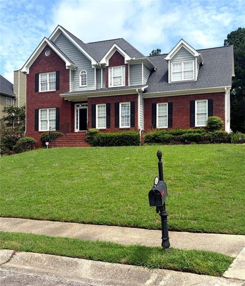 Homes For Sale - 7531 Greens Mill Drive<br/> Loganville, GA 30052