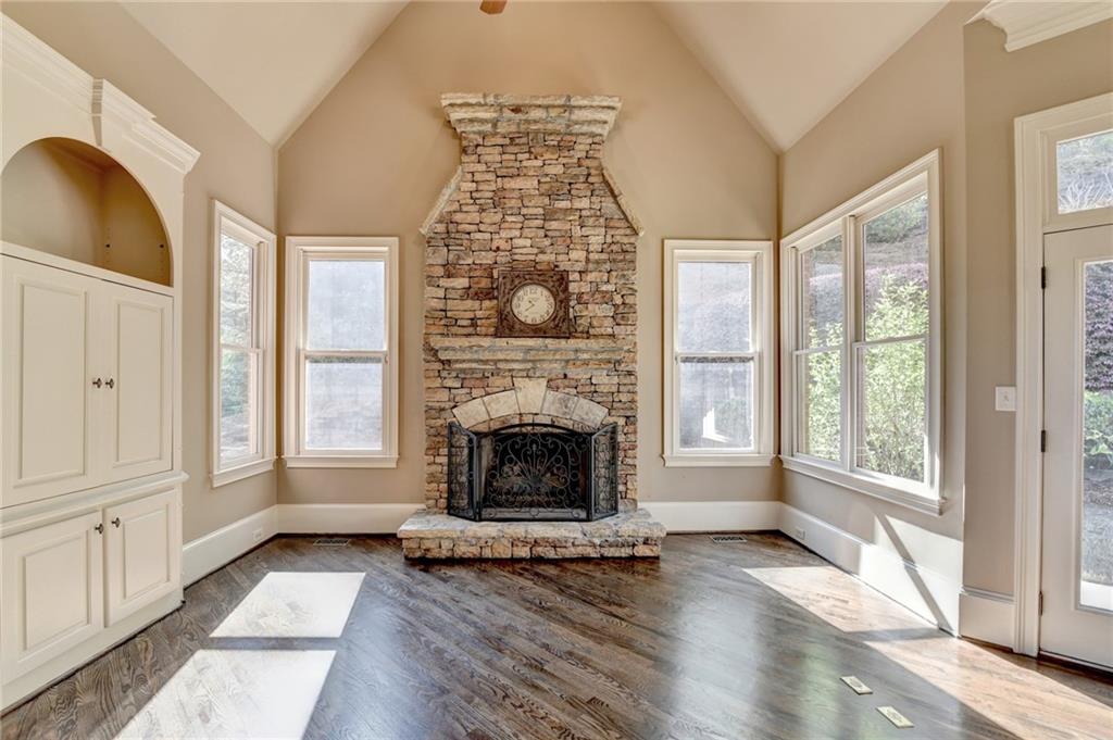 10125 Brixton Place, Suwanee, Georgia image 19