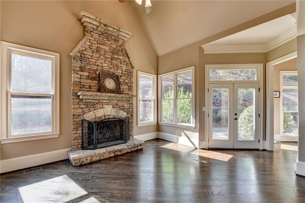 10125 Brixton Place, Suwanee, Georgia image 20
