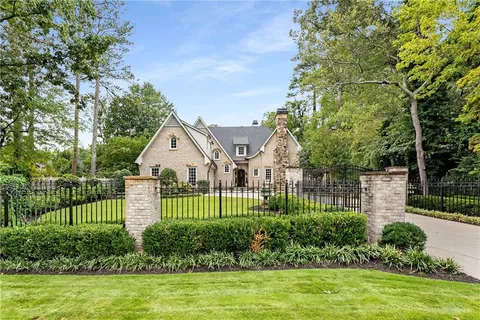 4706 Powers Ferry Road, Atlanta, GA 30327 - MLS#: 7516595
