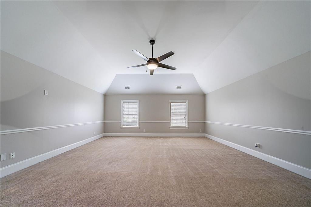 535 Pierpoint Drive, Atlanta, Georgia image 9