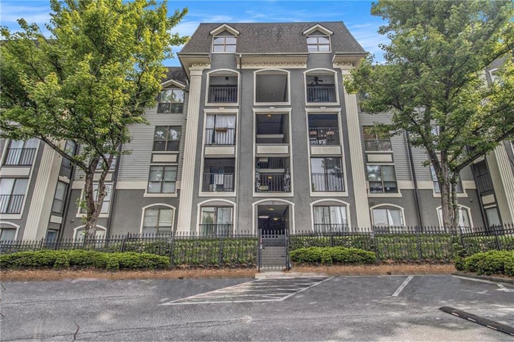 2657 Lenox Road NE C38