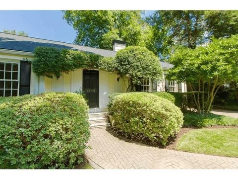 1916 Greystone Road NW Atlanta GA 30318