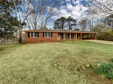 A home in Douglasville