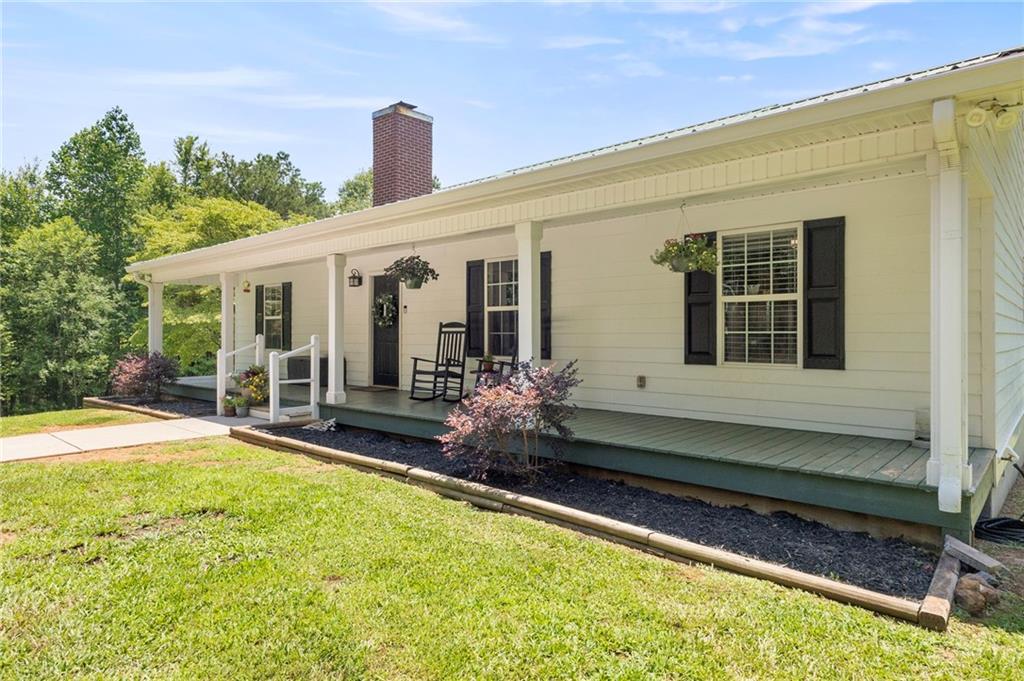 1915 Rainey Road