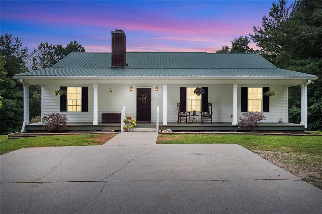 1915 Rainey Road