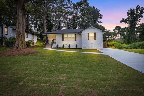 Photo of 2219 SHARON Way, Decatur, GA 30032 (MLS # 7641196)