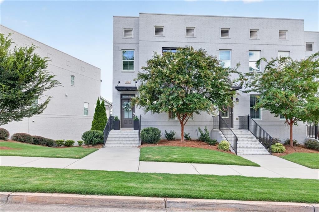 221 Nash Street