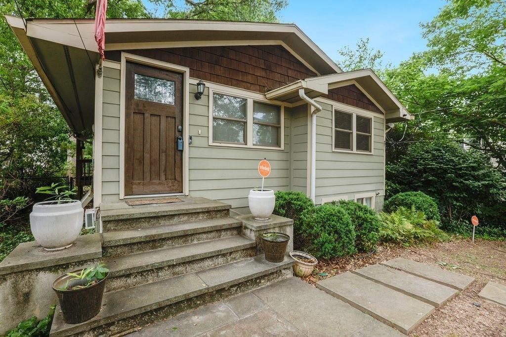 677 Holmes Street NW