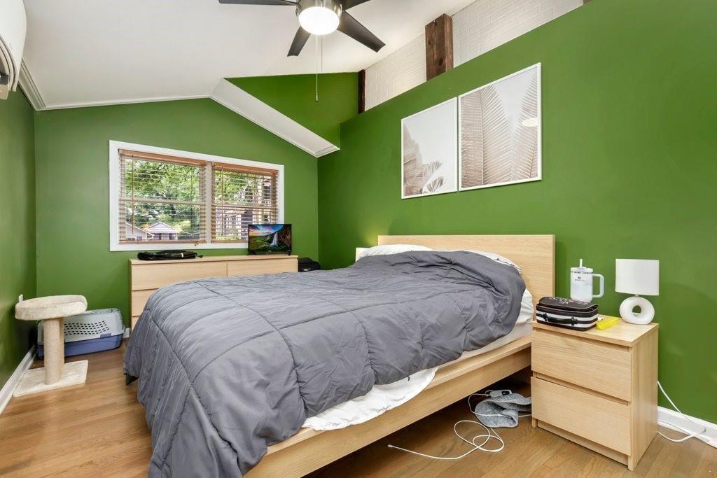 677 Holmes Street NW