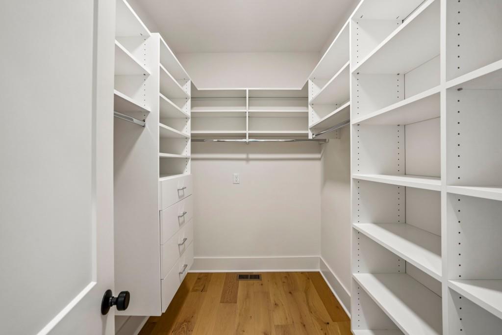 Cumming, Georgia, 30041, United States, 4 Bedrooms Bedrooms, ,5 BathroomsBathrooms,Residential,Active,2020512