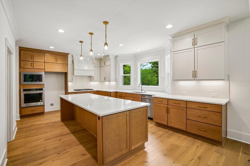 Cumming, Georgia, 30041, United States, 4 Bedrooms Bedrooms, ,5 BathroomsBathrooms,Residential,Active,2020512