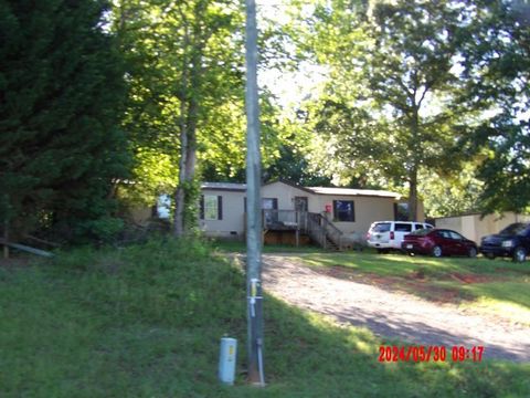 Single Family Residence in Cleveland GA 4936 Town Creek Road.jpg