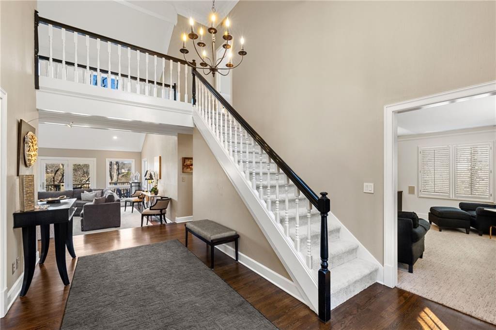 1095 Edgewater Drive