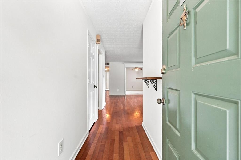 2901 Lenox Road NE 902