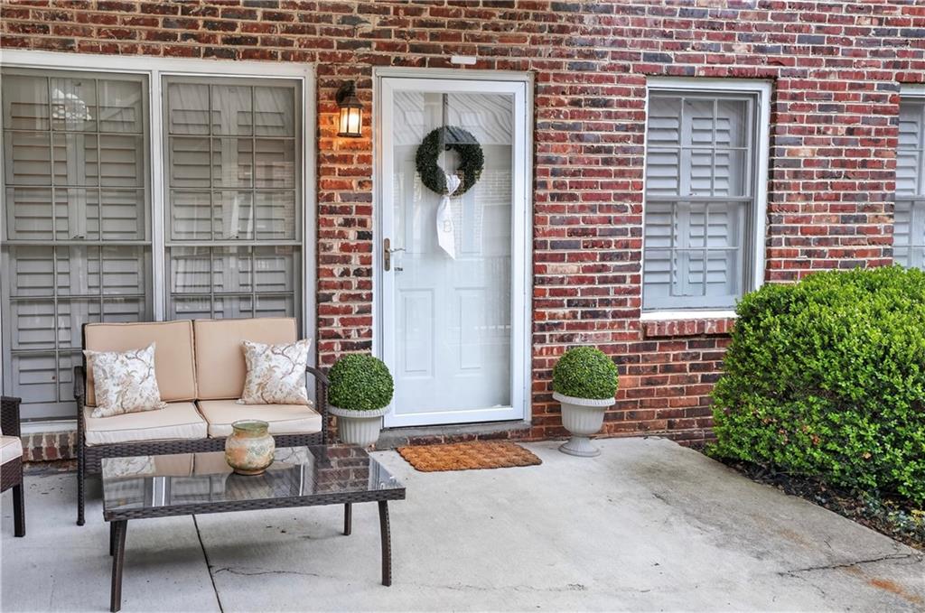 3675 Peachtree Road NE 19