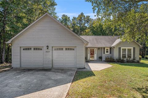 A home in Douglasville