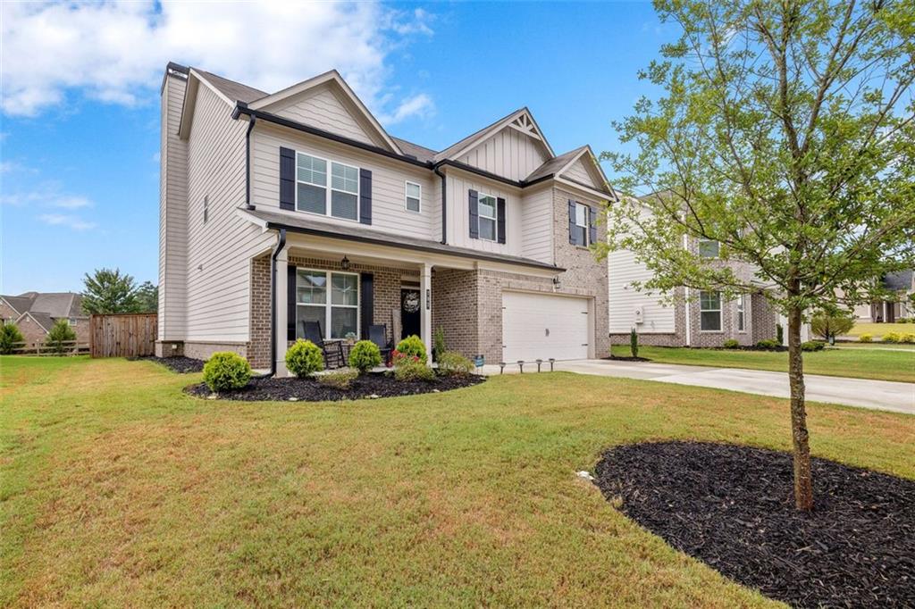 702 Eagles Nest Circle
