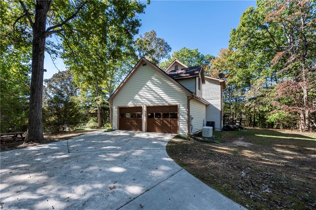 70 Goldenrod Overlook