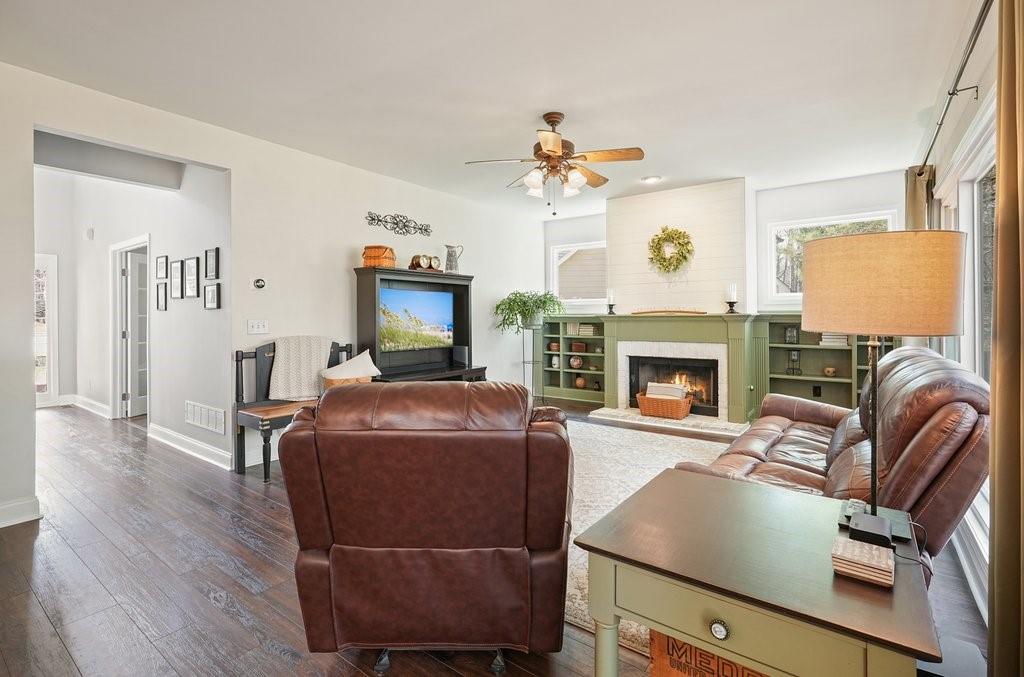 616 Redwood Lane, Canton, Georgia image 18