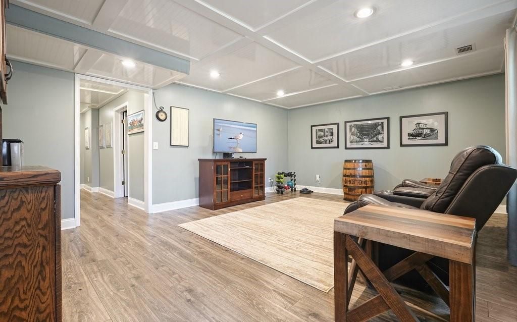 listing image 54