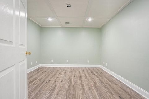 listing image 51