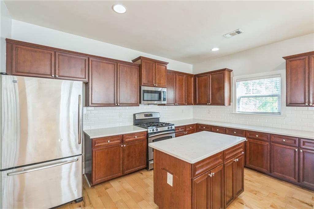 242 16th Street NW 14