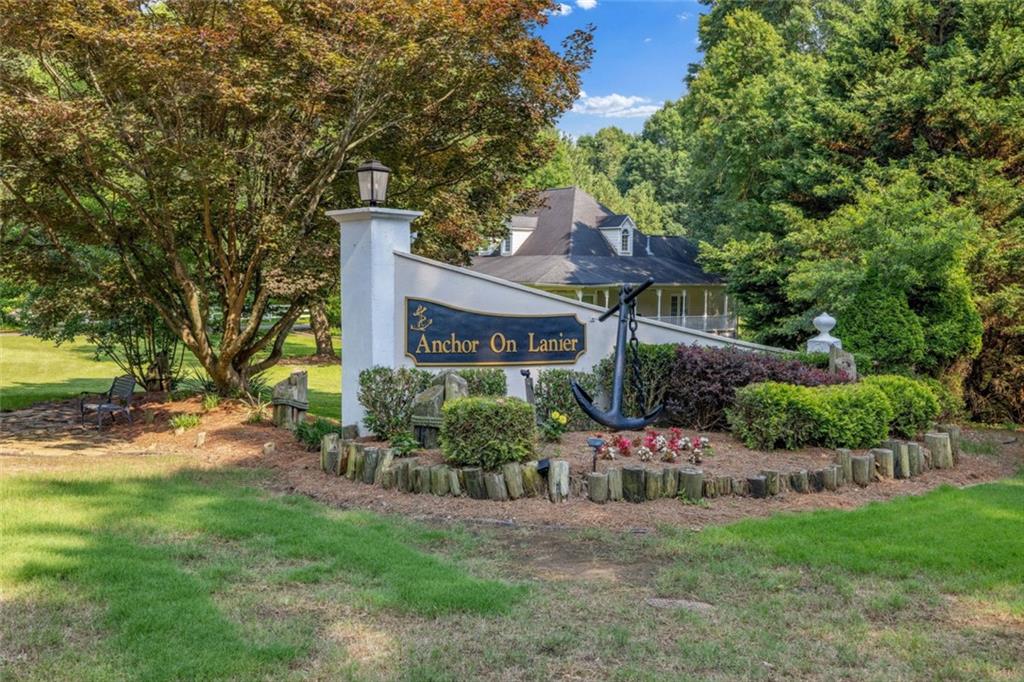 8575 Anchor On Lanier Court
